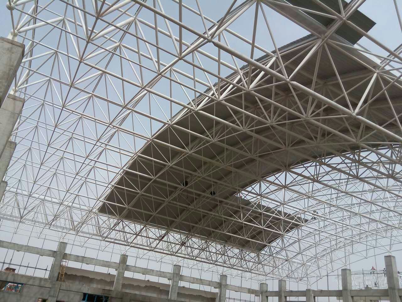 鹤岗一汽网架